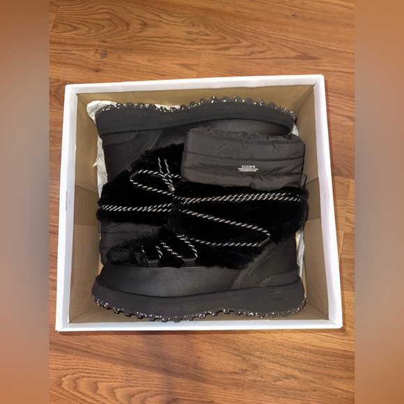 SUICOKE Black Bower-ab-HI-FUR Boots - Picture 1 of 4